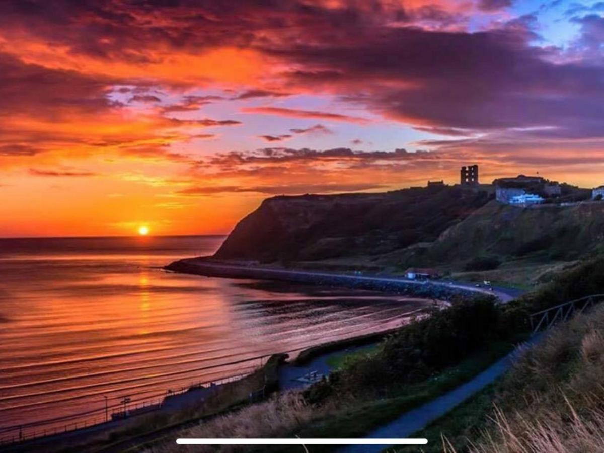 Pass The Keys Amazing, Newly Renovated 5Bedroom House Sleeps 10 Scarborough Exteriér fotografie