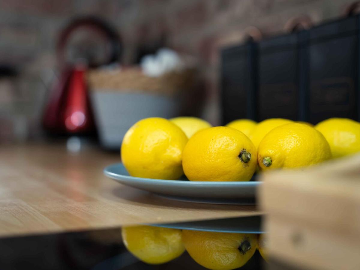 Pass The Keys Amazing, Newly Renovated 5Bedroom House Sleeps 10 Scarborough Exteriér fotografie